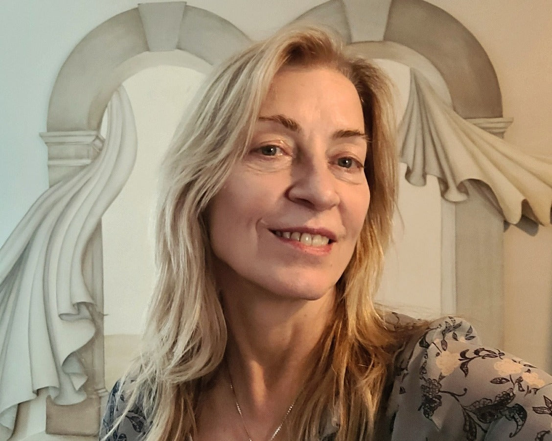 Mira Vale - Practice Artist
