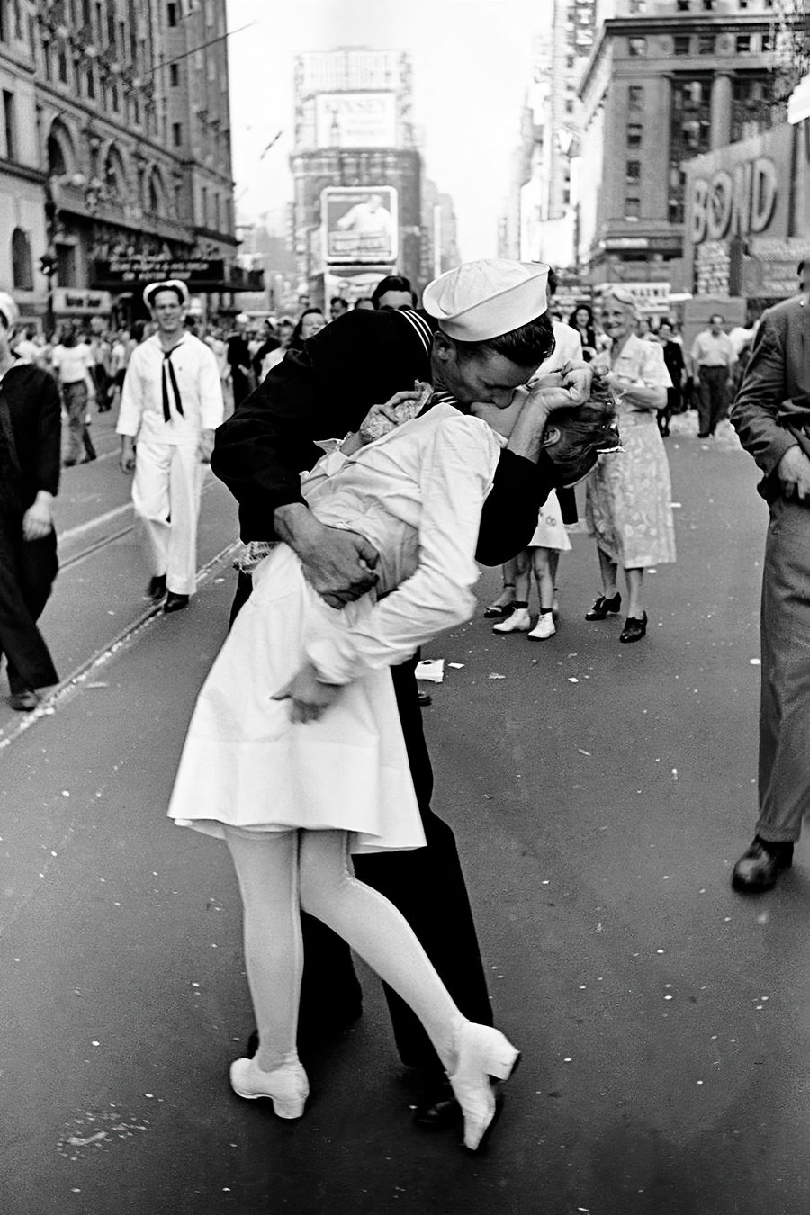 Sailor Kissing Nurse In Times Square wall art print from 905Print